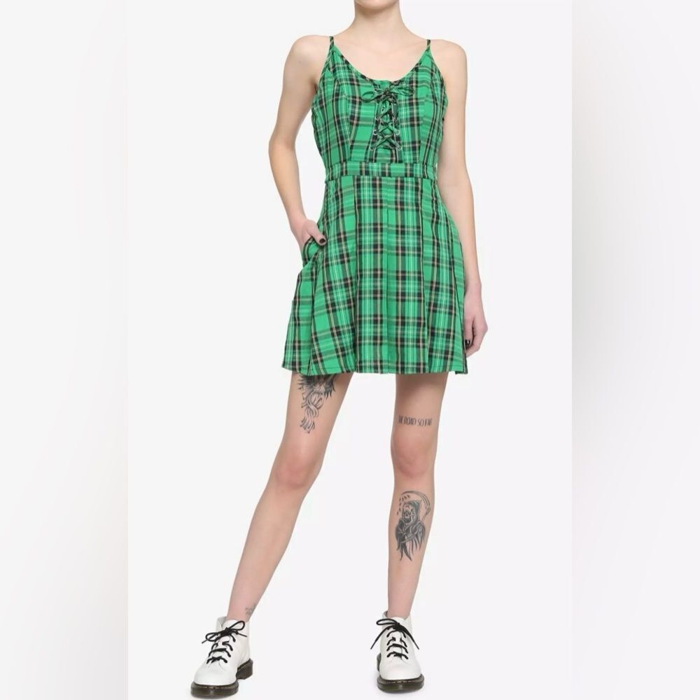 Hot Topic Green Black Mini Sundress Sweetheart Neckline